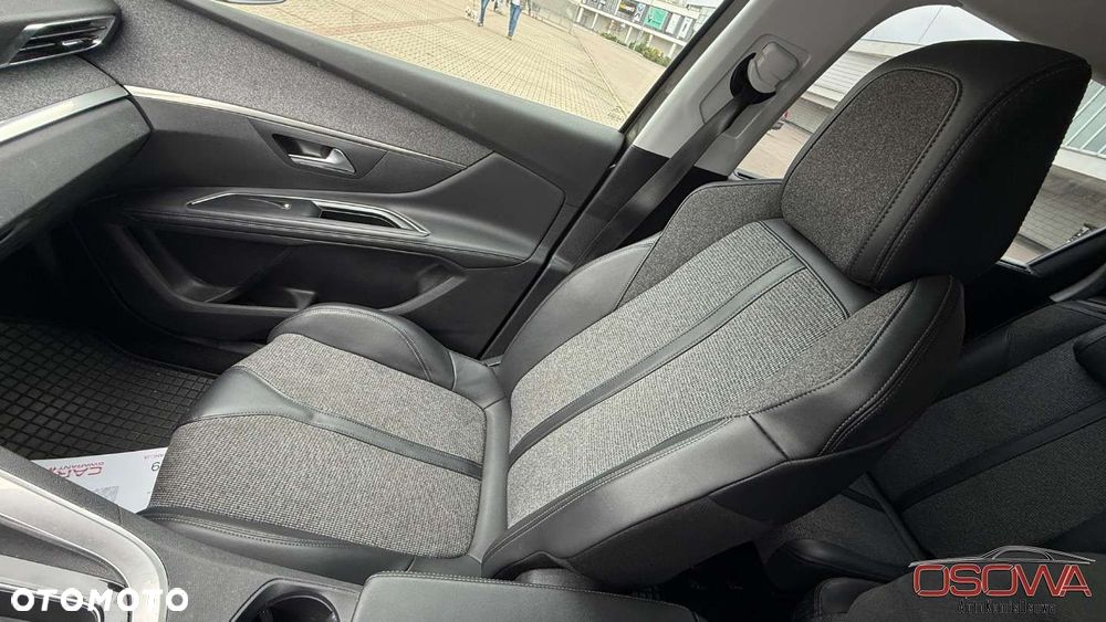 Peugeot 5008 - 19