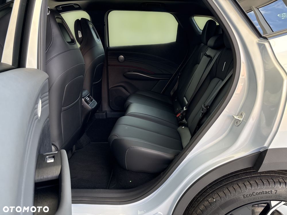 Omoda 7 1.5 T-GDi Super Hybrid Luxury - 11