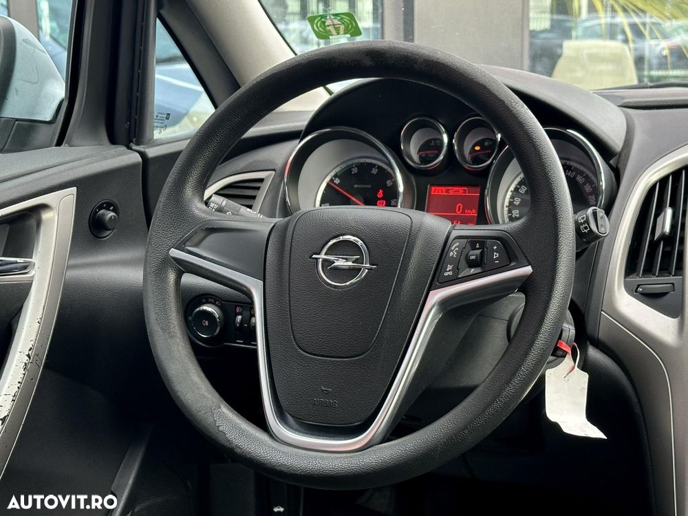 Opel Astra - 8