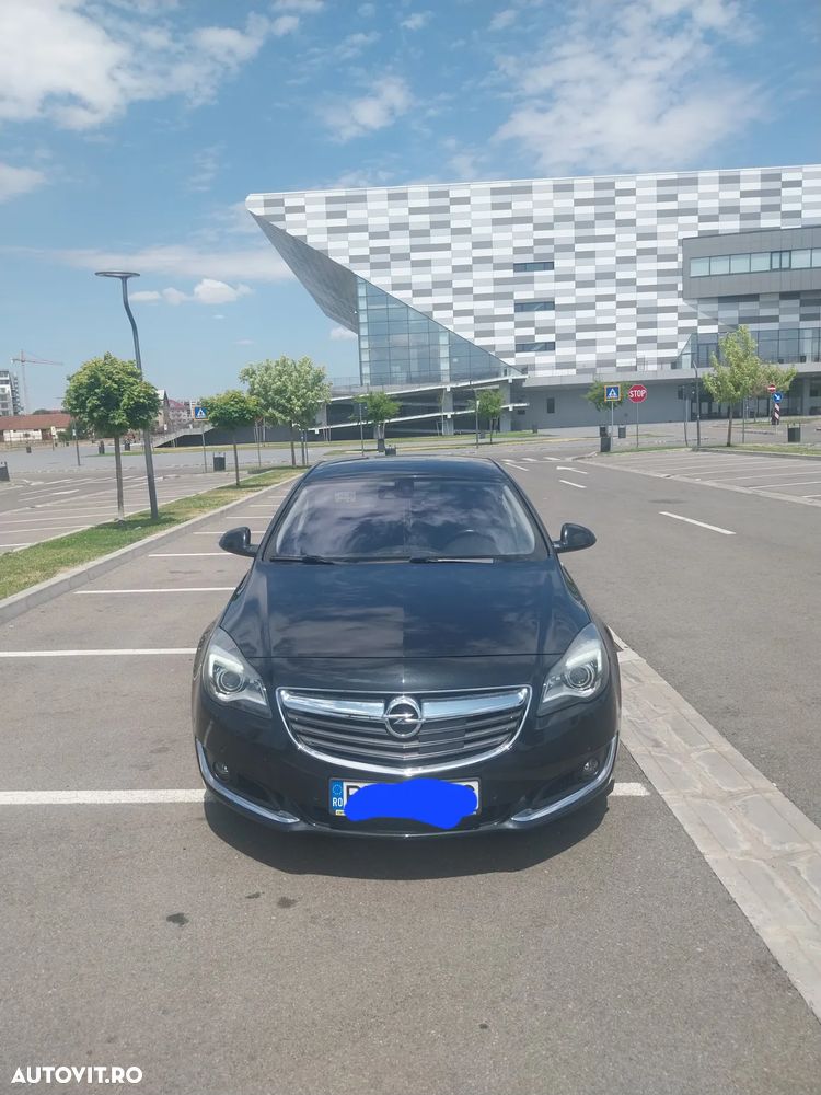 Opel Insignia - 1