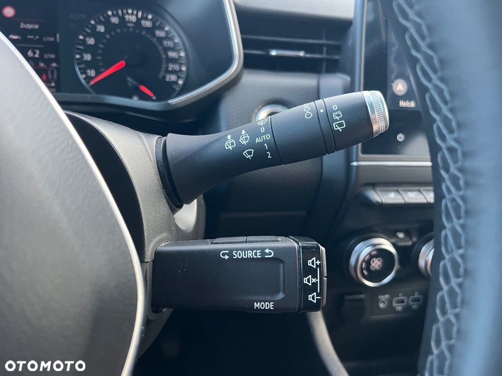 Renault Clio TCe 100 EXPERIENCE - 38