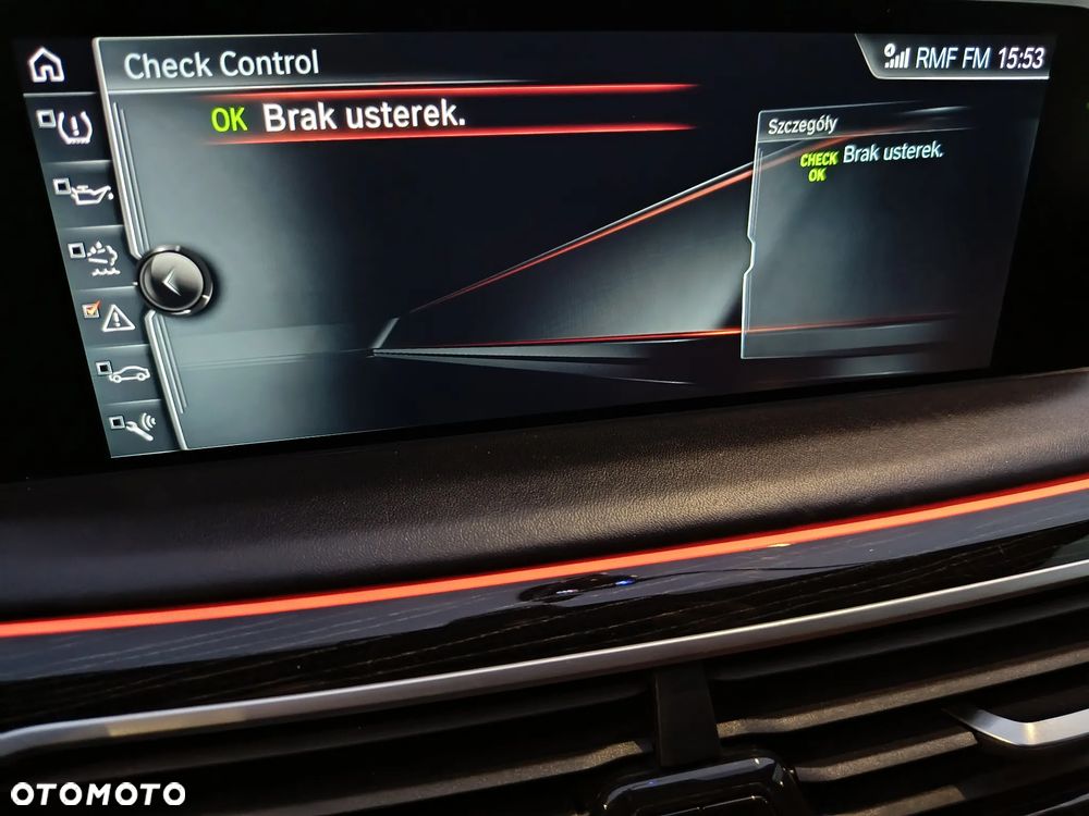 BMW Seria 7 730d xDrive - 32