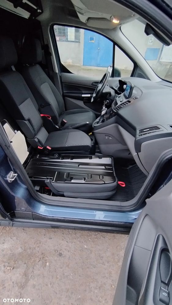 Ford Transit Connect - 14