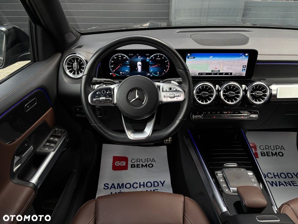 Mercedes-Benz GLB 200 AMG Line 7G-DCT - 17