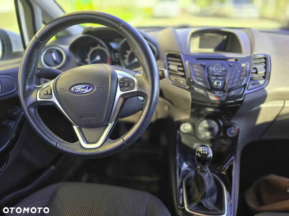 Ford Fiesta ver-1-5-tdci-sync-edition - 9