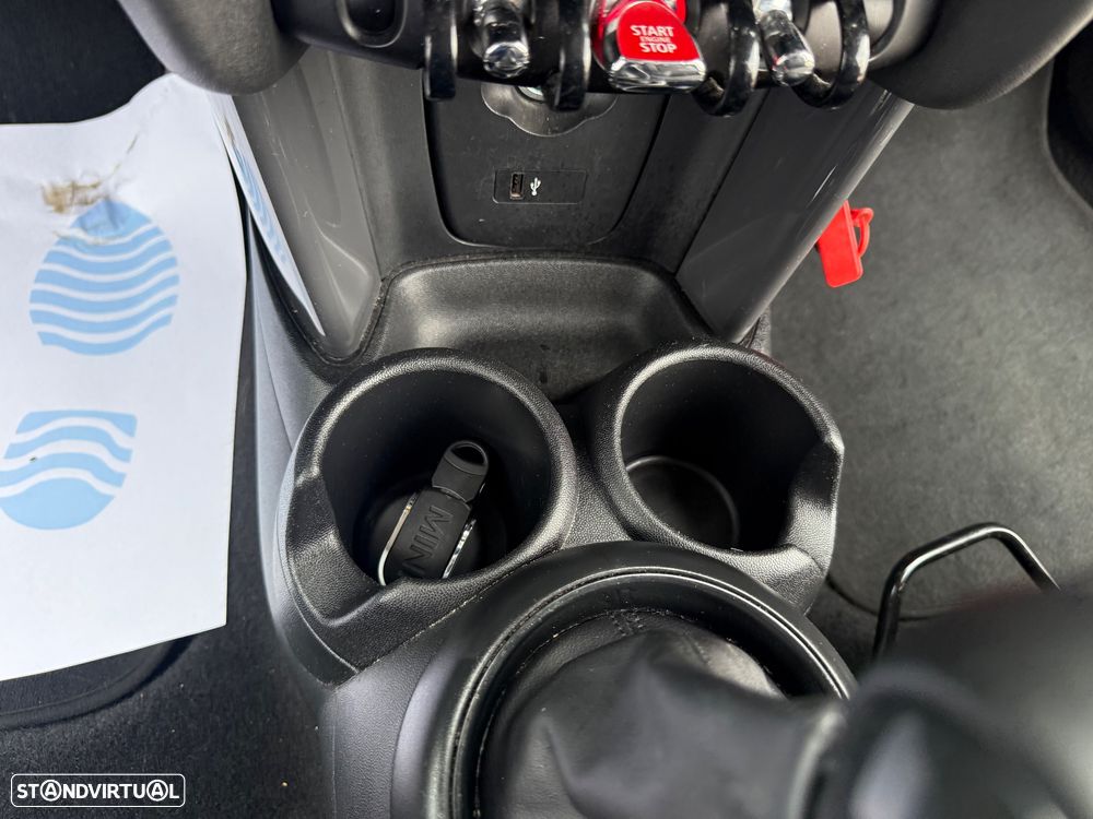 MINI 3 Portas Cooper D - 15