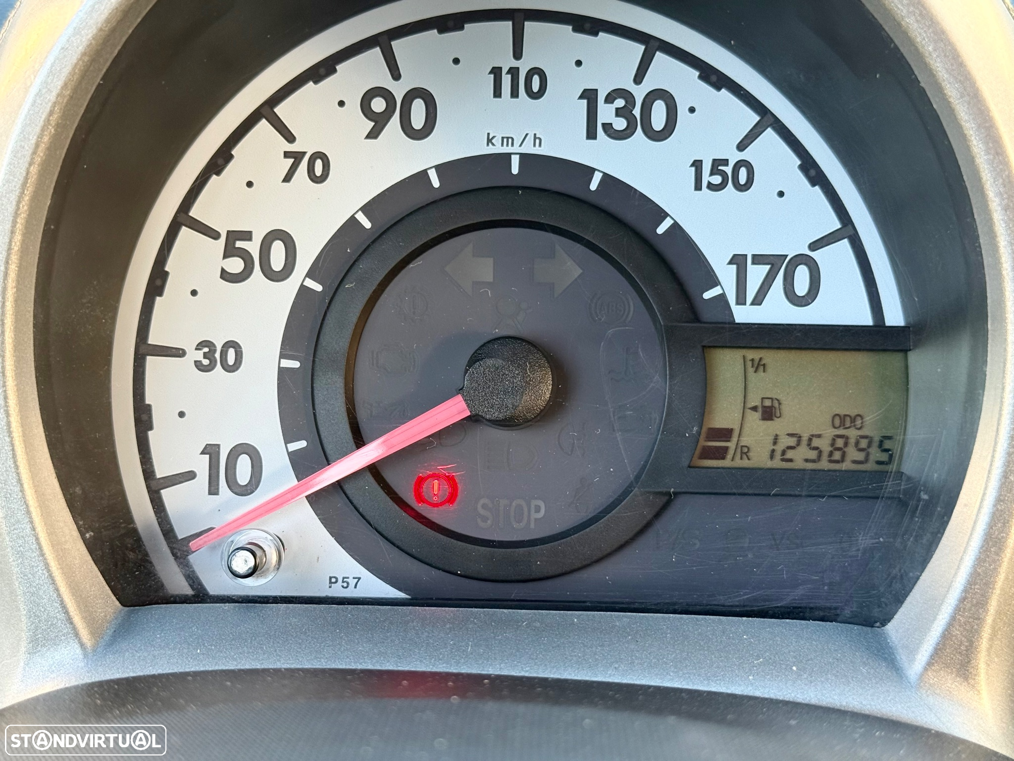 Peugeot 107 1.0 Urban - 10