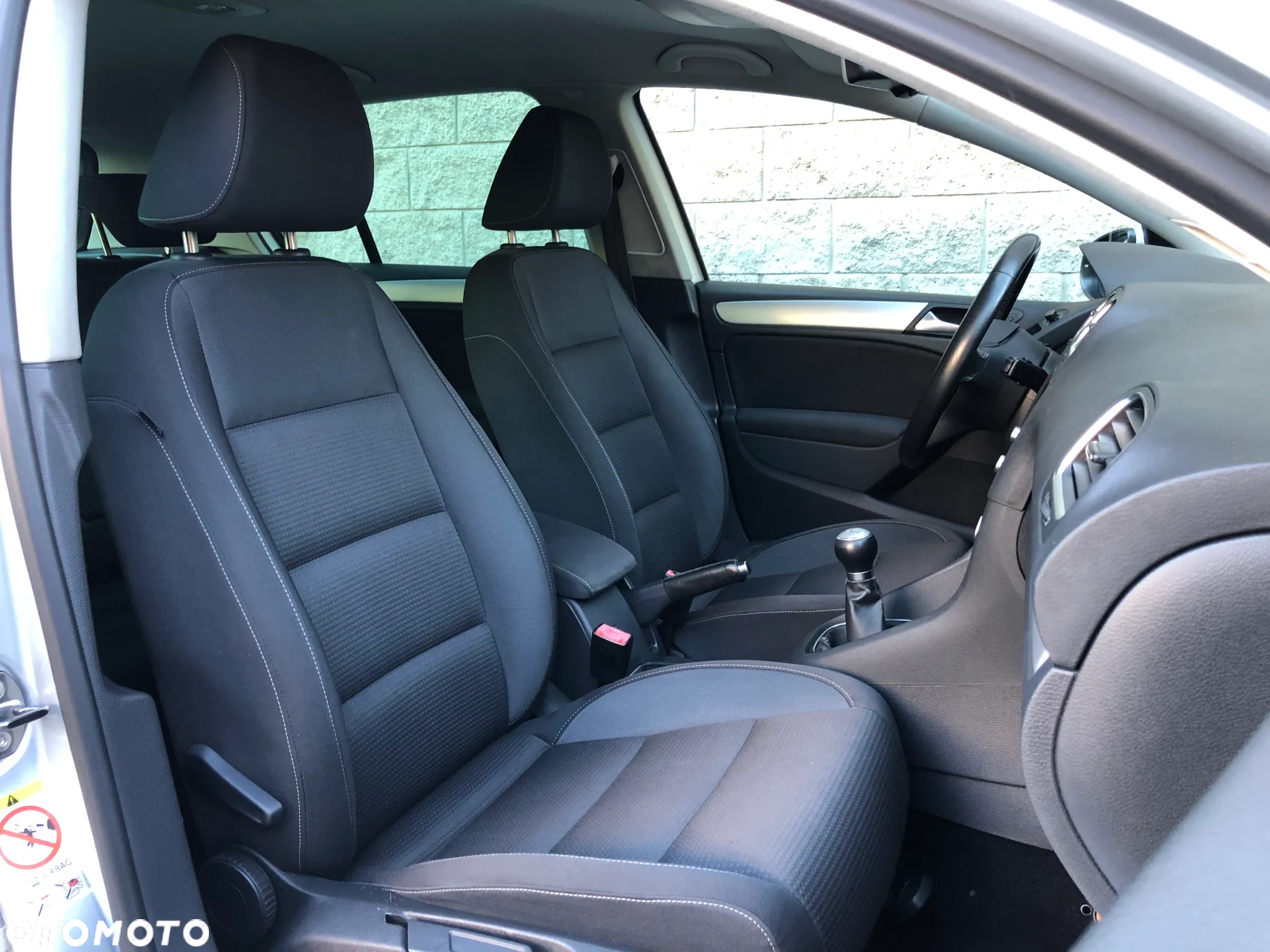 Volkswagen Golf 1.6 TDI DPF Team - 23