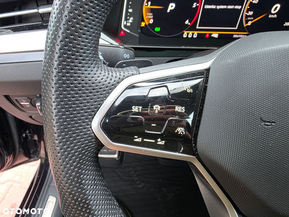 Volkswagen Arteon 2.0 TDI R-Line DSG - 25