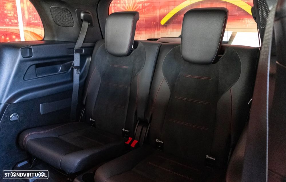 Mercedes-Benz GLB 220 d AMG Line - 28