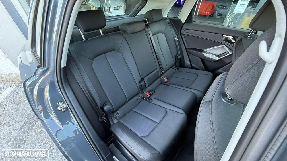 Audi Q3 45 TFSIe S tronic - 8