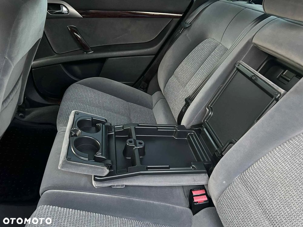 Peugeot 407 1.6 HDi Presence - 17