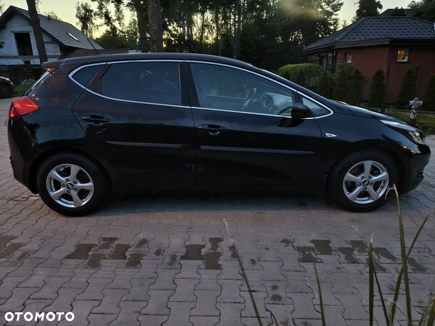 Kia Ceed 1.6 GDI L Business Line - 8