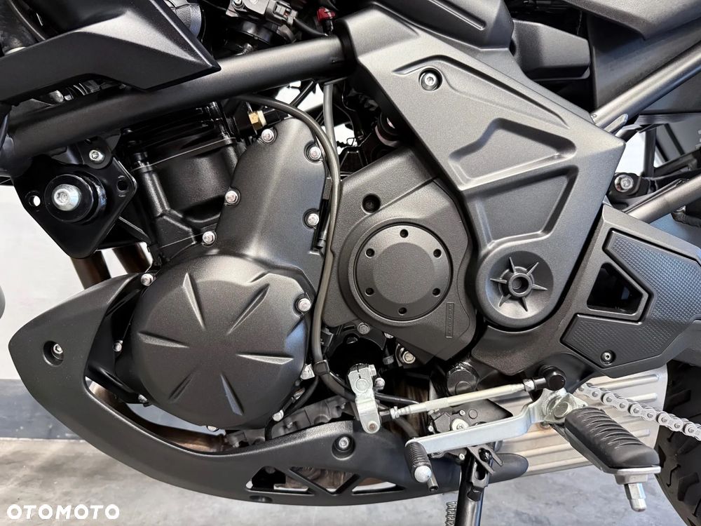 Kawasaki Versys 650 - 11