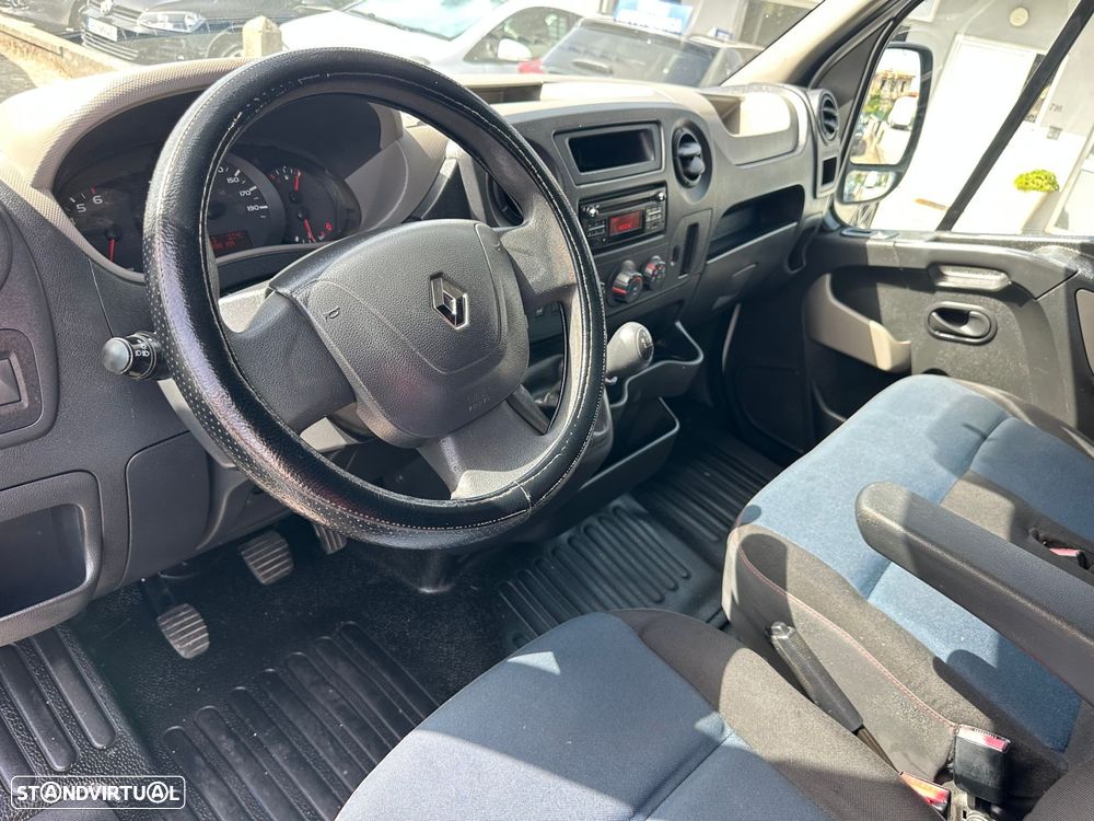 Renault Master 2.3 dCi L2H2 3.3T SS - 11