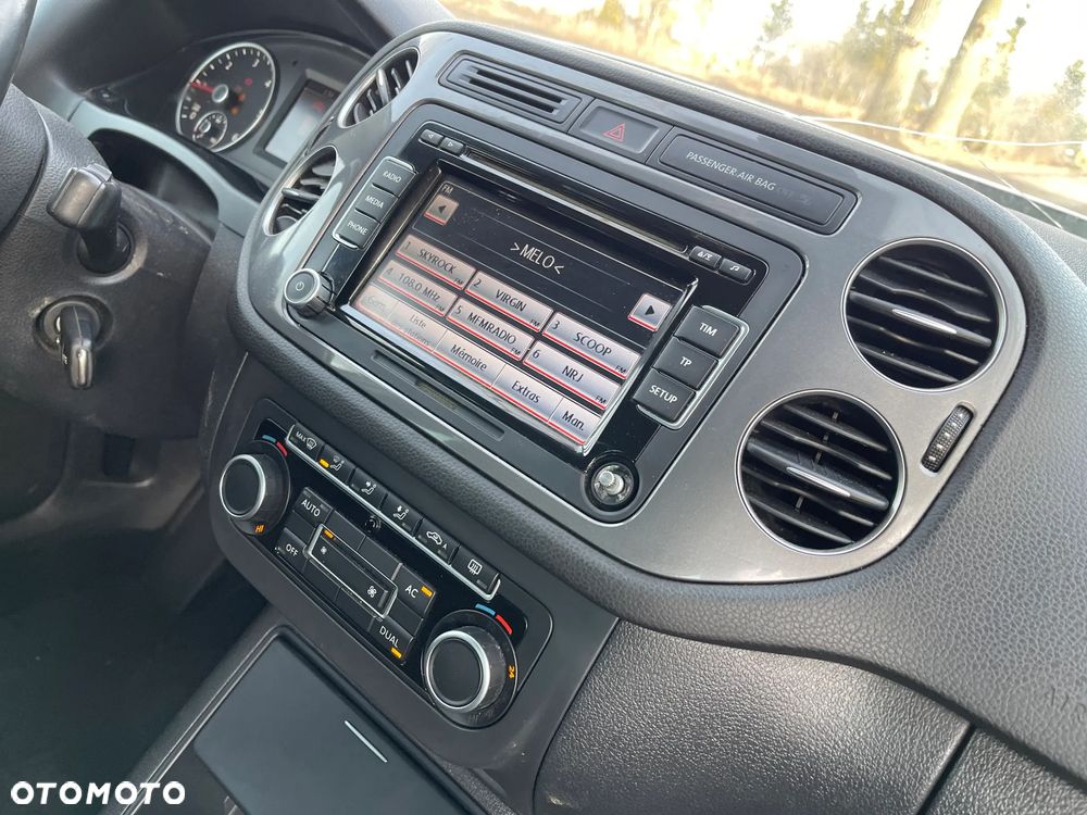 Volkswagen Tiguan 2.0 TDI DPF BlueMotion Technology Trend & Fun - 19