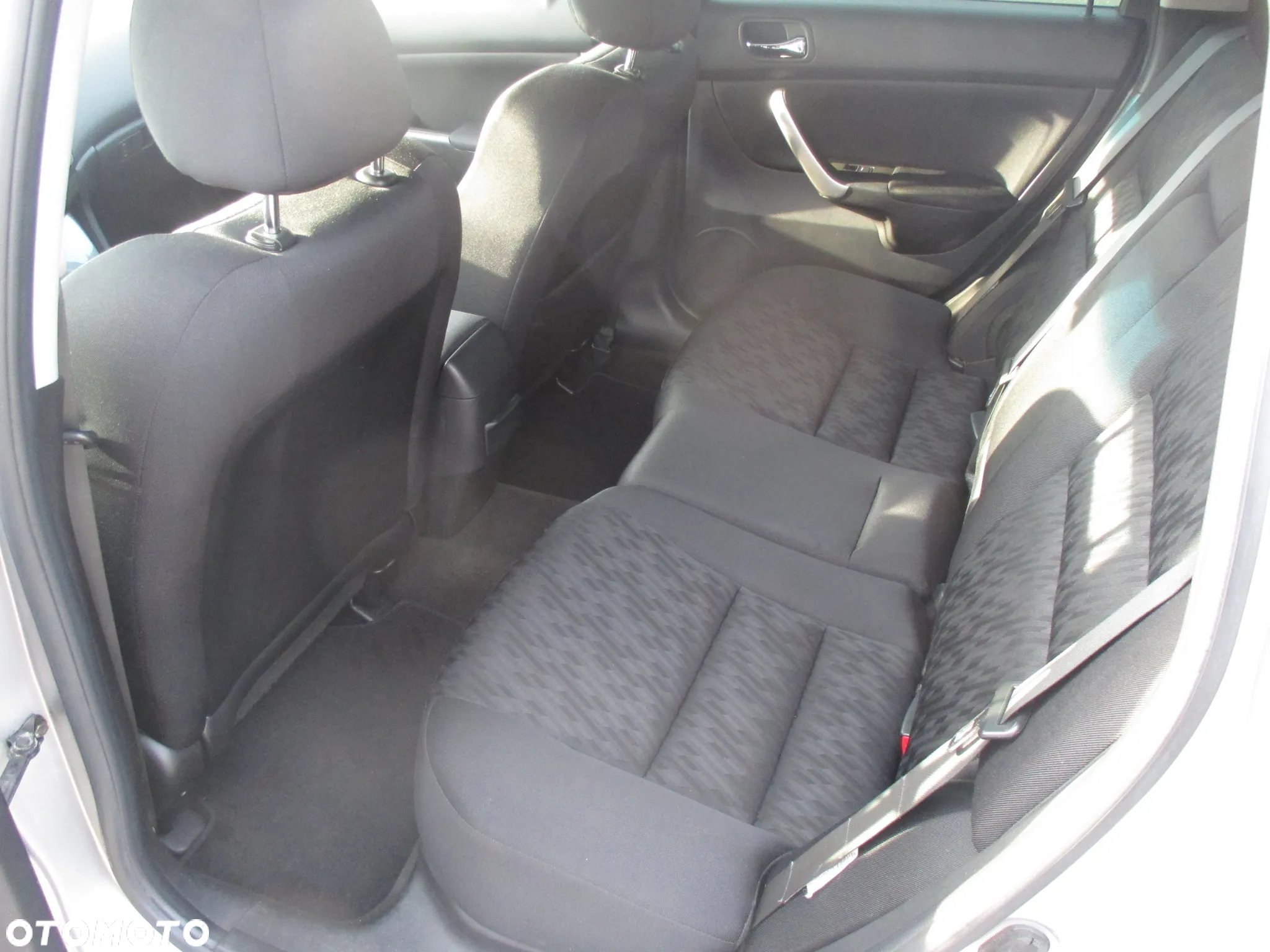 Honda Accord 2.0 Comfort - 11