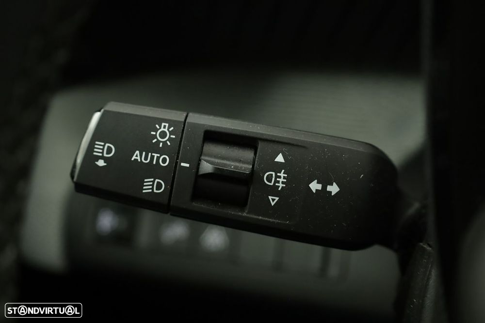 Citroën e-C3 44 kWh Autonomia Conforto Max - 17