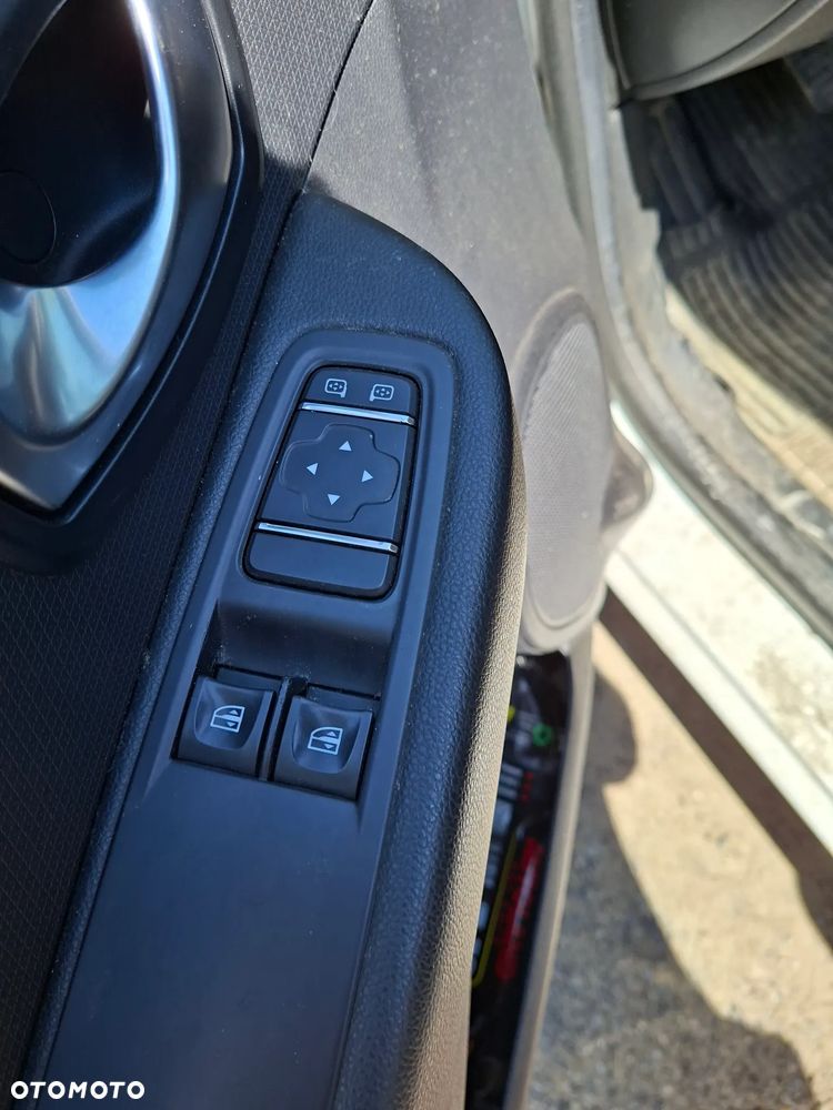 Renault Clio 1.5 dCi Energy Alize EU6 - 10