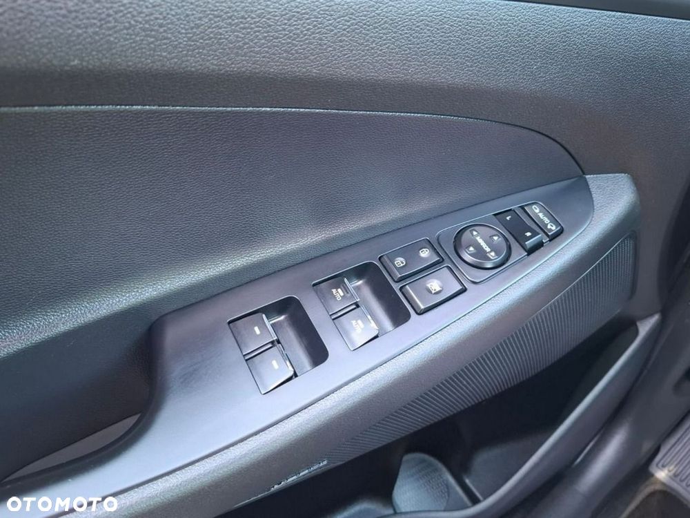 Hyundai Tucson blue 1.6 CRDi 2WD DCT Premium - 37