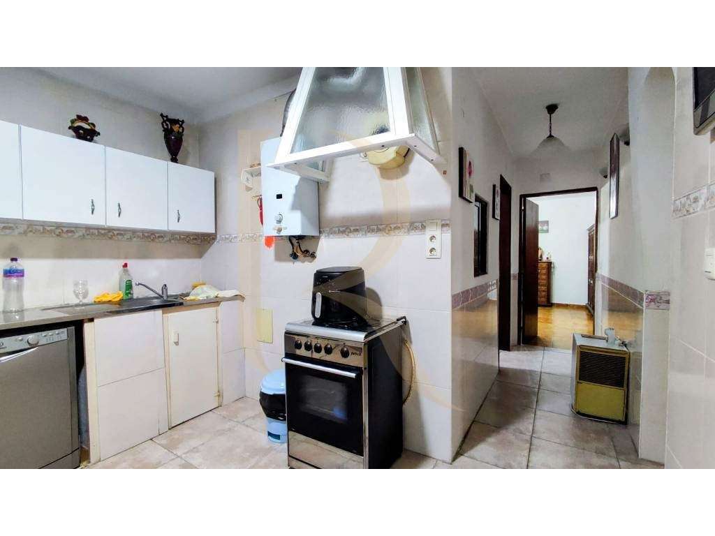Armazém Transformado em habitação na Urbanização dos Fidalguinhos n... - Grande imagem: 4/24