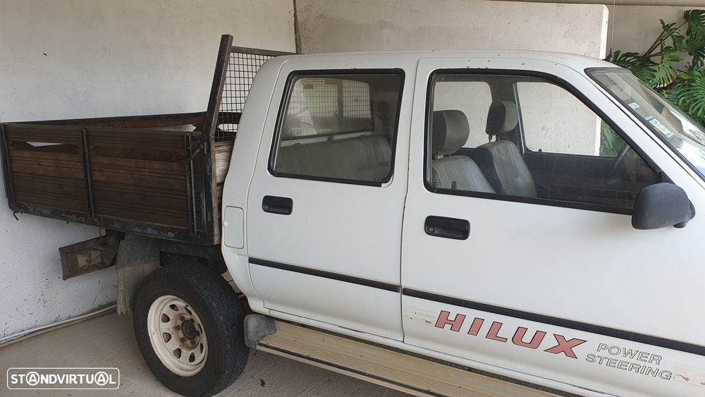 Toyota Hilux 2.4 D LN105LP C. Dupla - 3