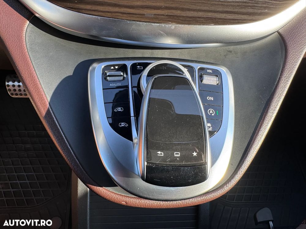 Mercedes-Benz V 250 BlueTEC Aut. Long Avantgarde - 23
