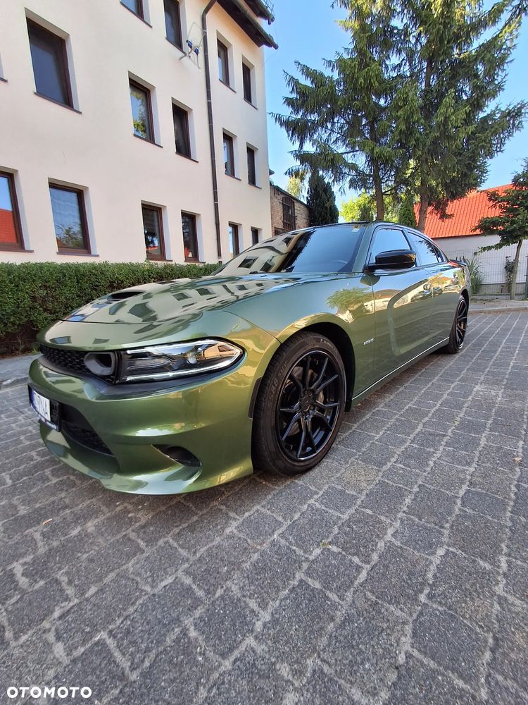 Dodge Charger 5.7 R/T - 4