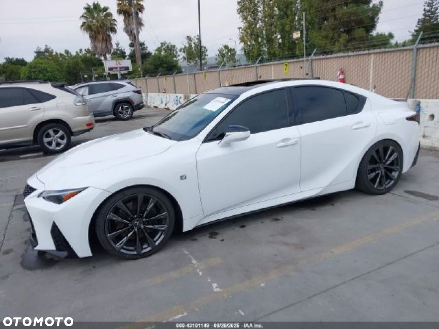 Lexus IS - 2