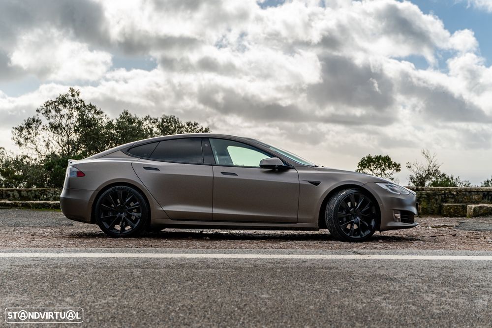 Tesla Model S Long Range - 4