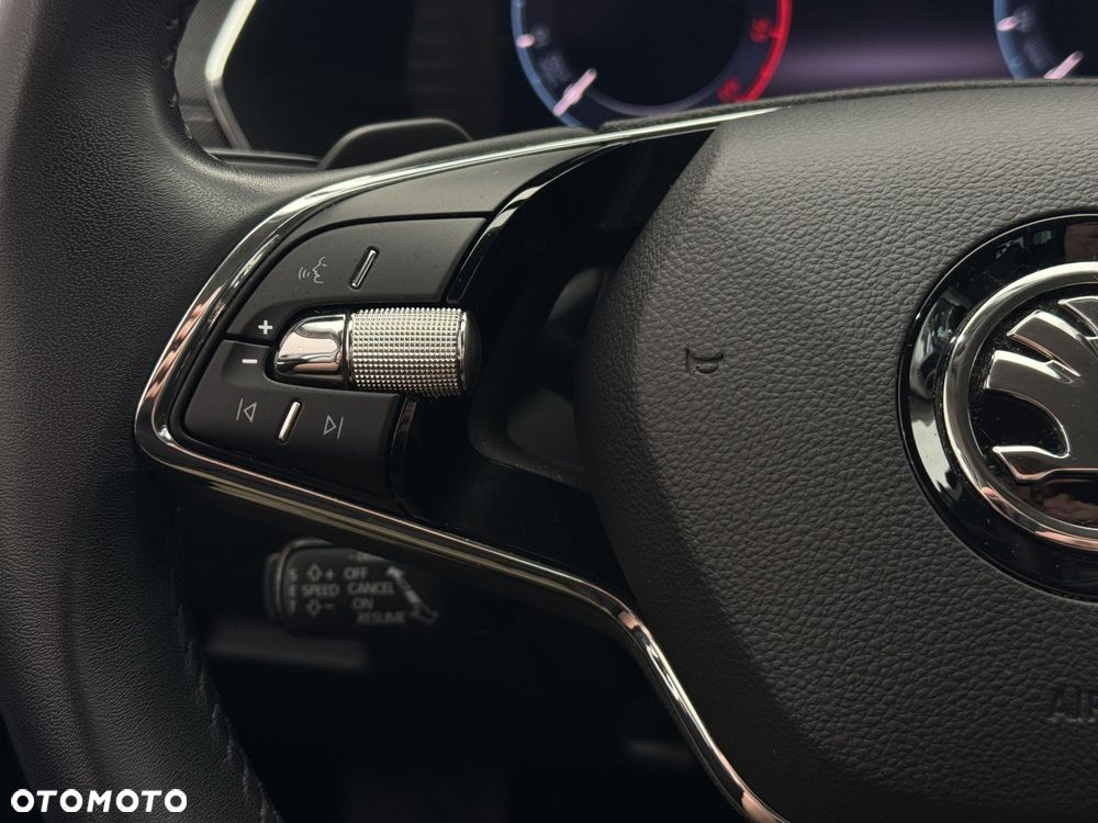Skoda Octavia 2.0 TDI Style DSG - 23