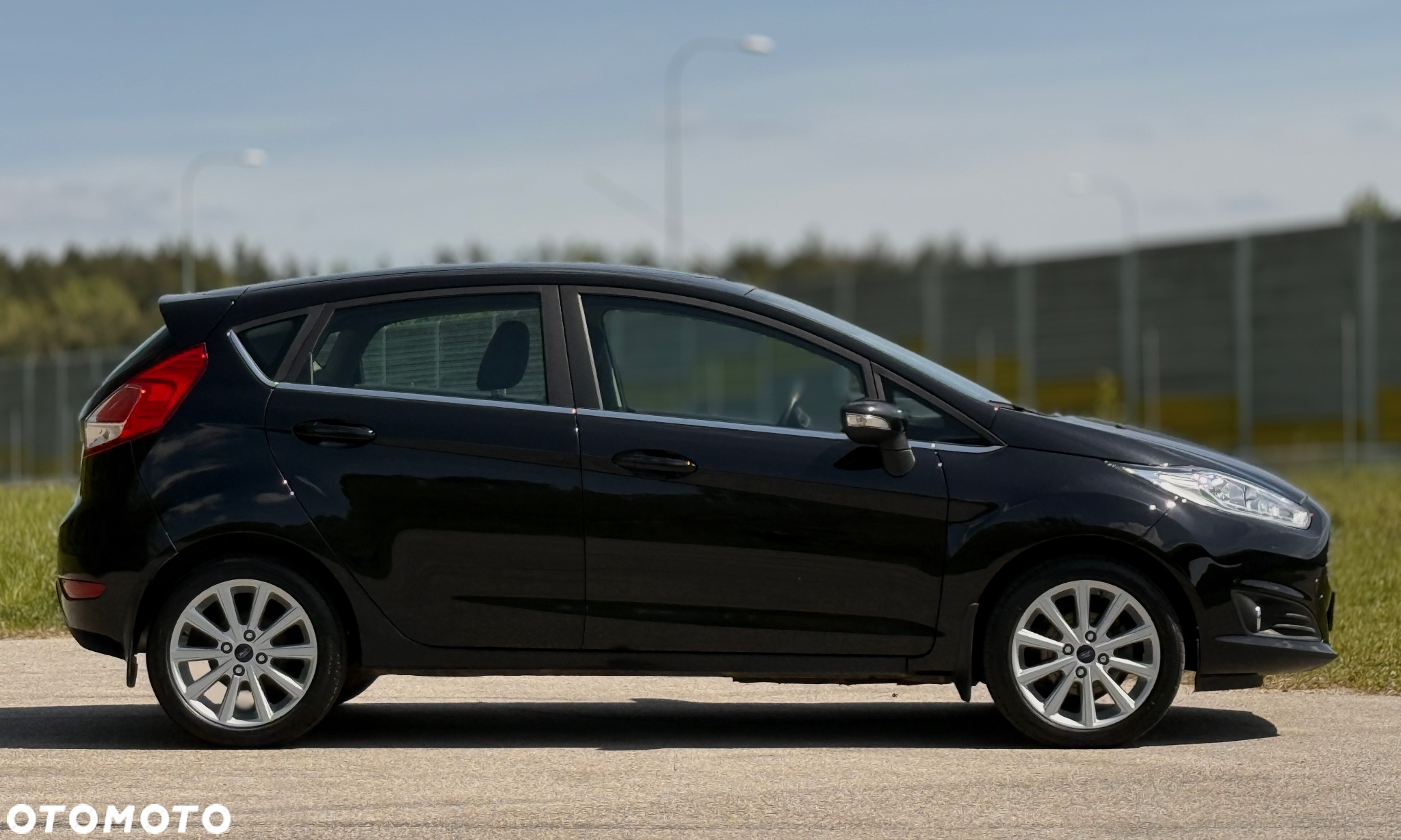 Ford Fiesta 1.0 EcoBoost S&S TITANIUM - 6