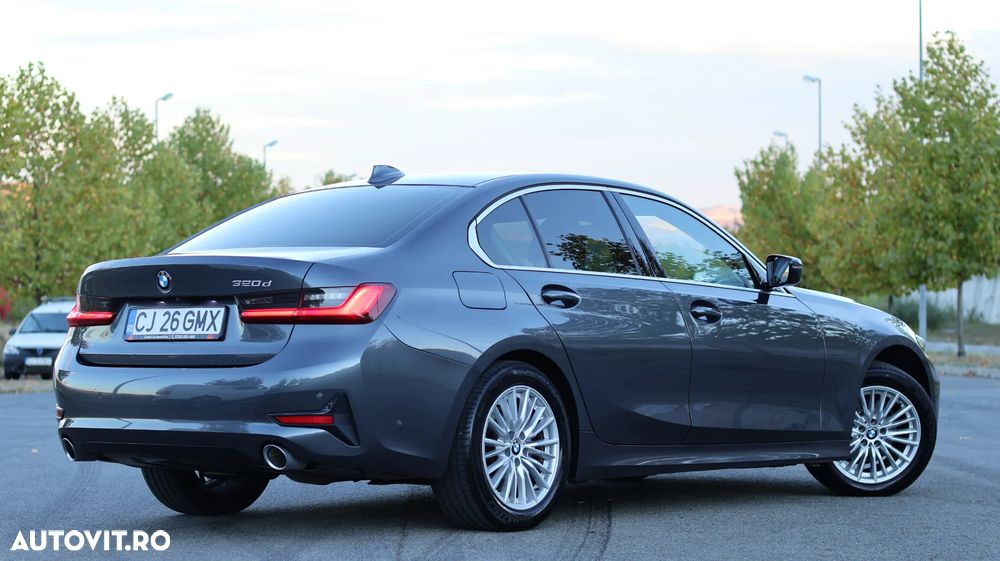 BMW Seria 3 320d Aut. Sport Line - 4