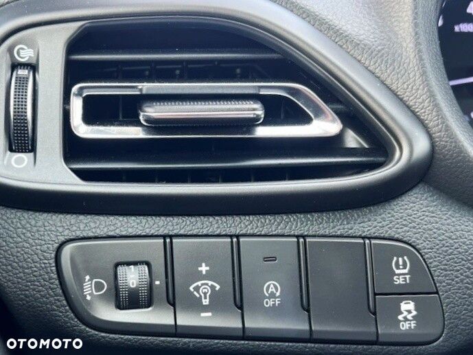 Hyundai i30 - 13