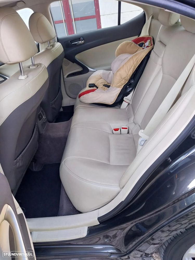 Lexus IS 220 - 13