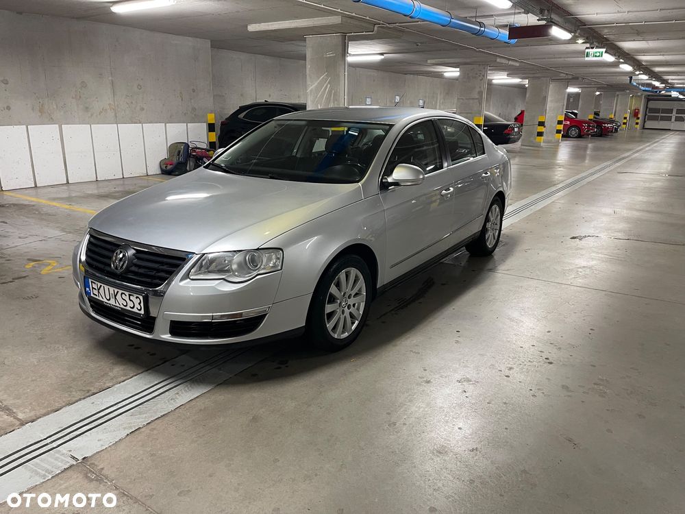 Volkswagen Passat 2.0 TDI Comfortline - 1