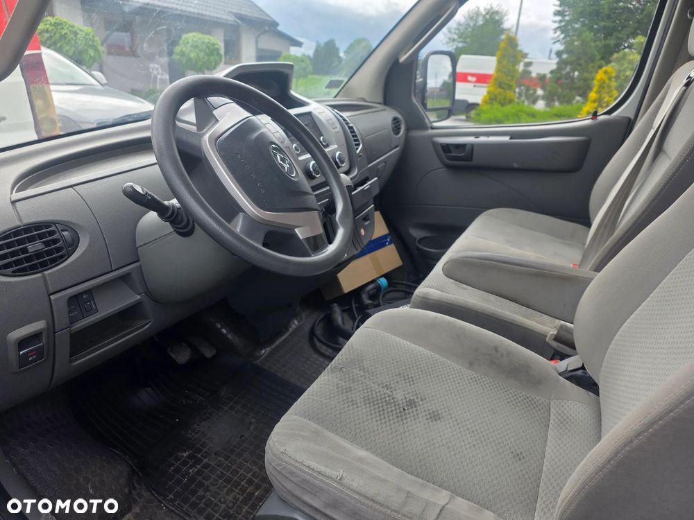Maxus EV80 - 4