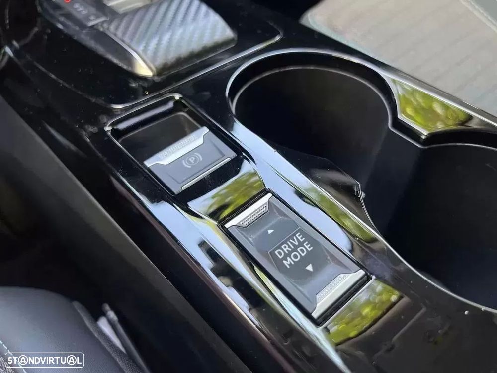 Peugeot e-2008 50 kWh Allure Pack - 37