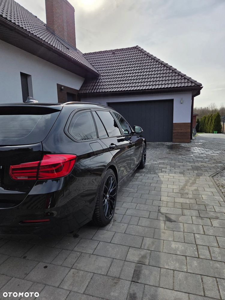 BMW Seria 3 318d - 14