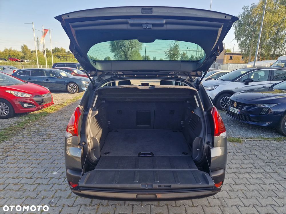 Peugeot 3008 - 8