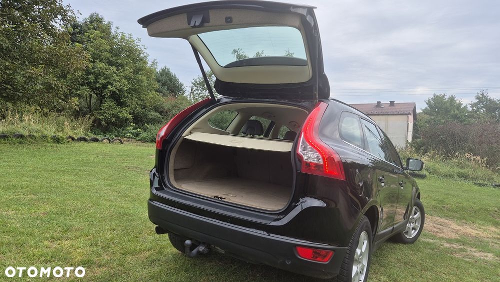 Volvo XC 60 D3 R-Design - 9