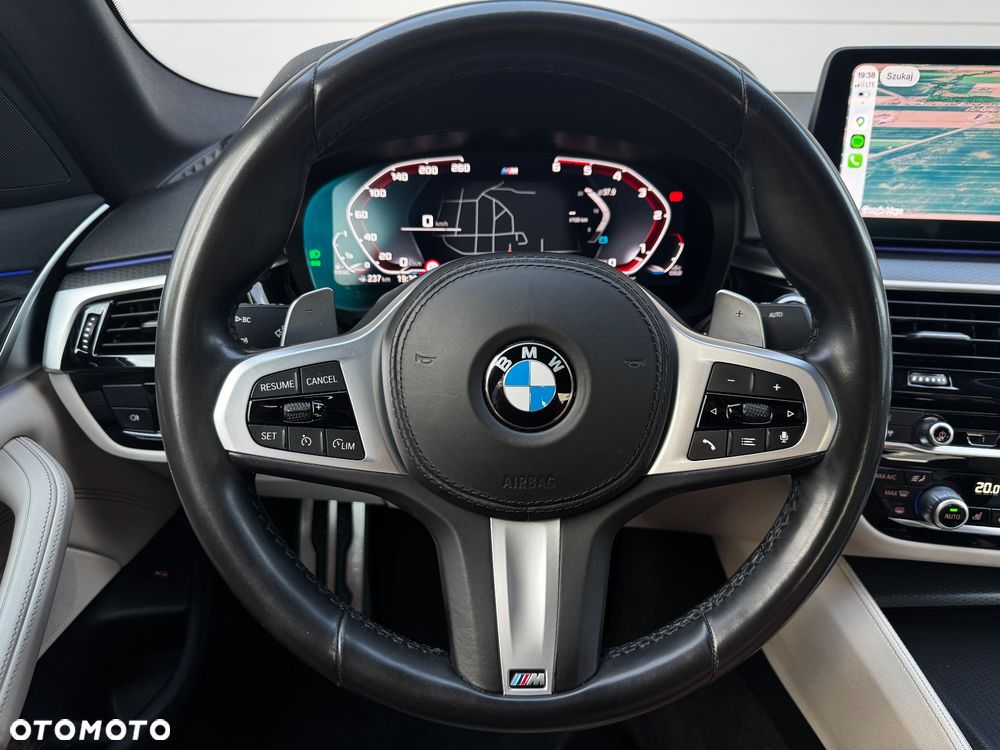 BMW Seria 5 520d xDrive MHEV M Sport sport - 23
