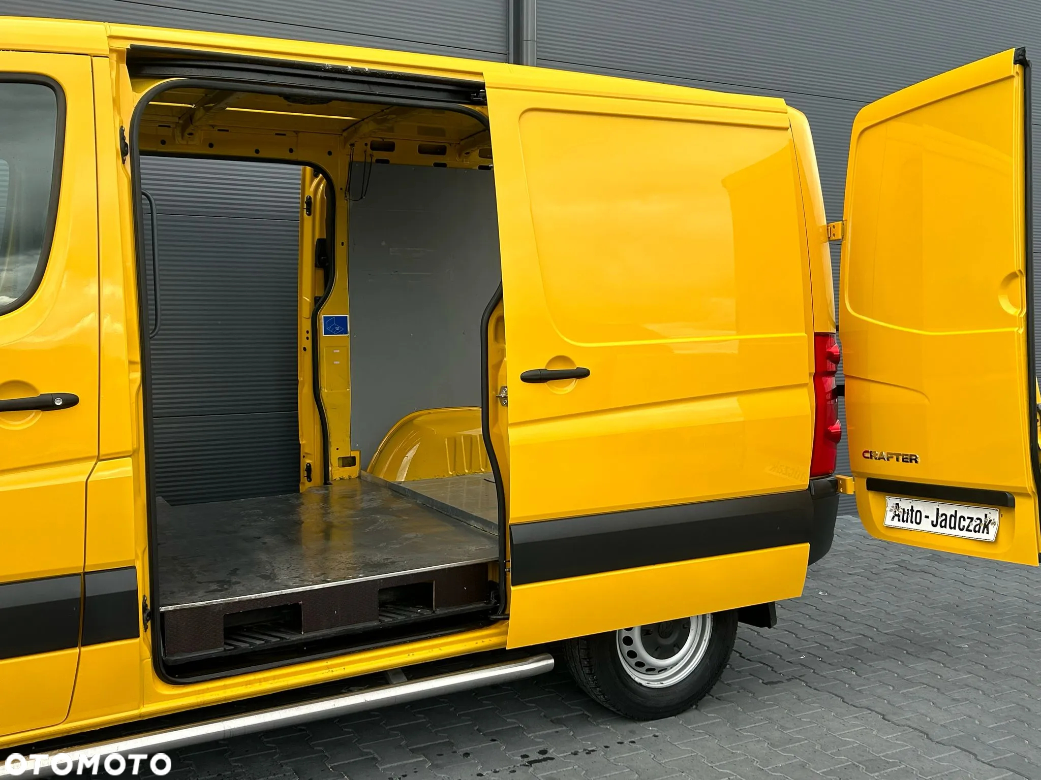 Volkswagen Crafter L1H1 2.0 TDI **Klima**2x drzwi suwane**Bezwypadkowy**Super stan**2015R** - 8
