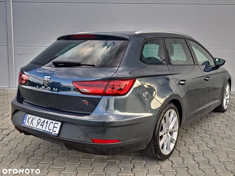 Seat Leon 2.0 TSI OPF DSG FR Plus - 4