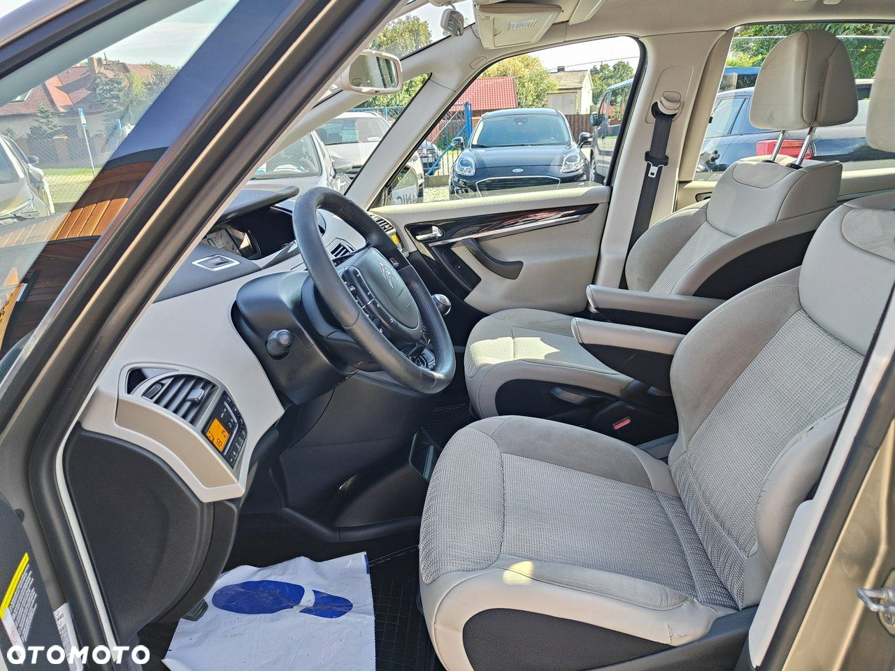 Citroën C4 Picasso 1.6 HDi FAP Exclusive - 7