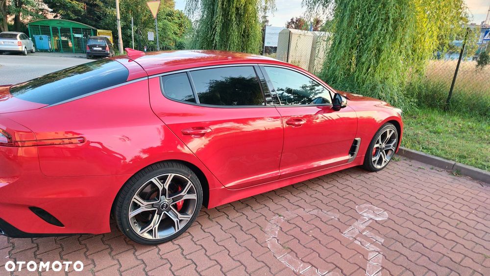 Kia Stinger - 5