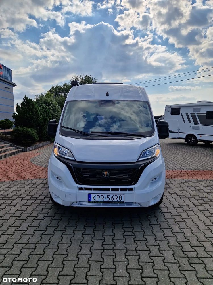 KNAUS VanTourer 600L Łóżko 195x190 Automat * Markiza * Hak * Radio 8"  4 osobowy - 3