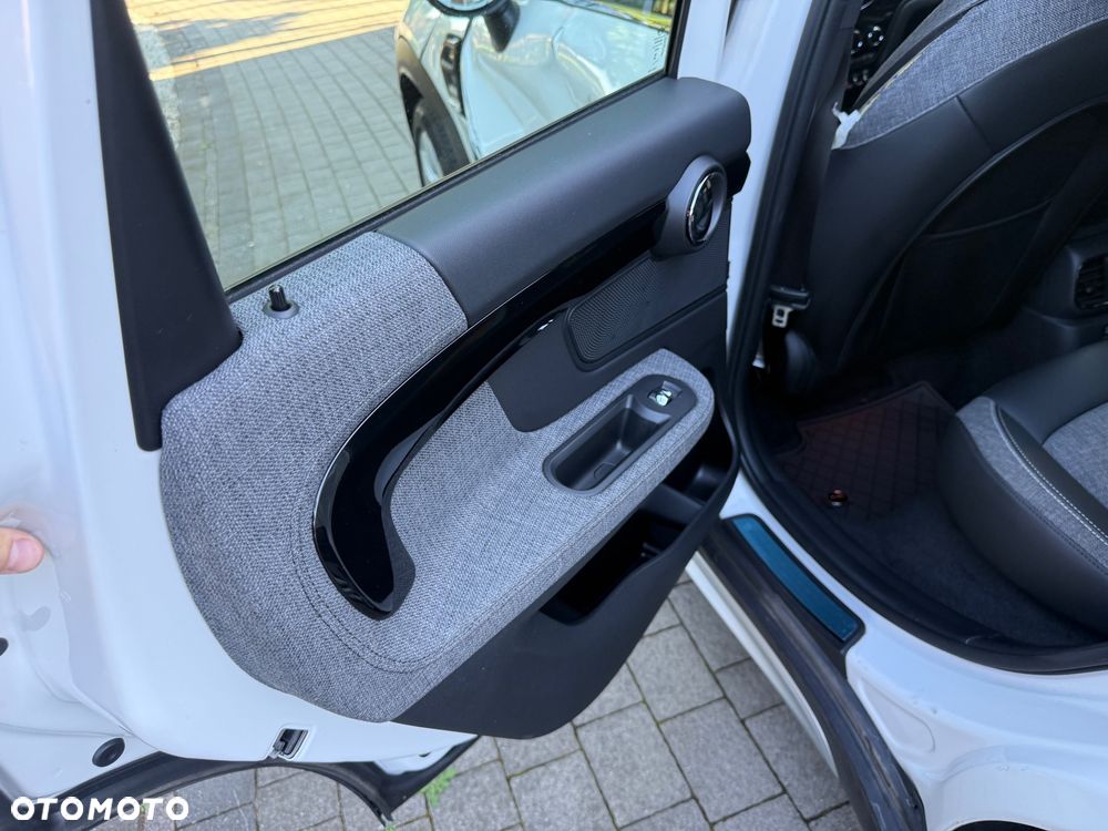 MINI Countryman Cooper Classic Trim - 24