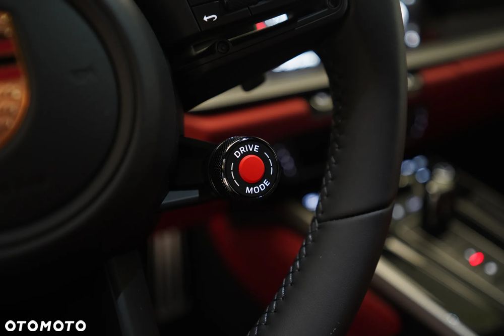 Porsche 911 Carrera S - 19