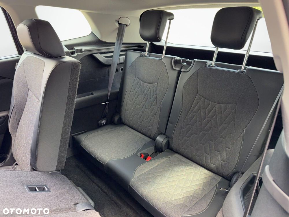 Volkswagen Tayron 2.0 TDI SCR 4Mot Elegance DSG - 12
